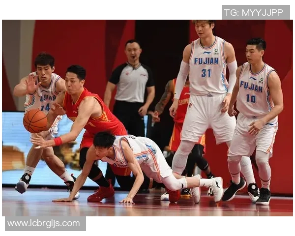 深圳篮球队在世锦赛中的比赛经验与表现分析与点评