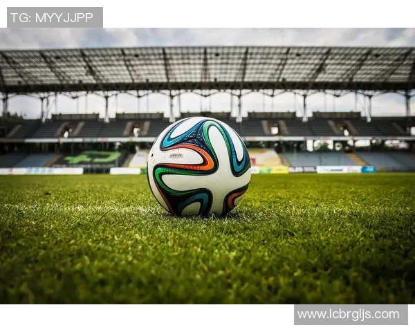 霓虹足球的魅力与激情探索现代足球文化的多元化与创新发展